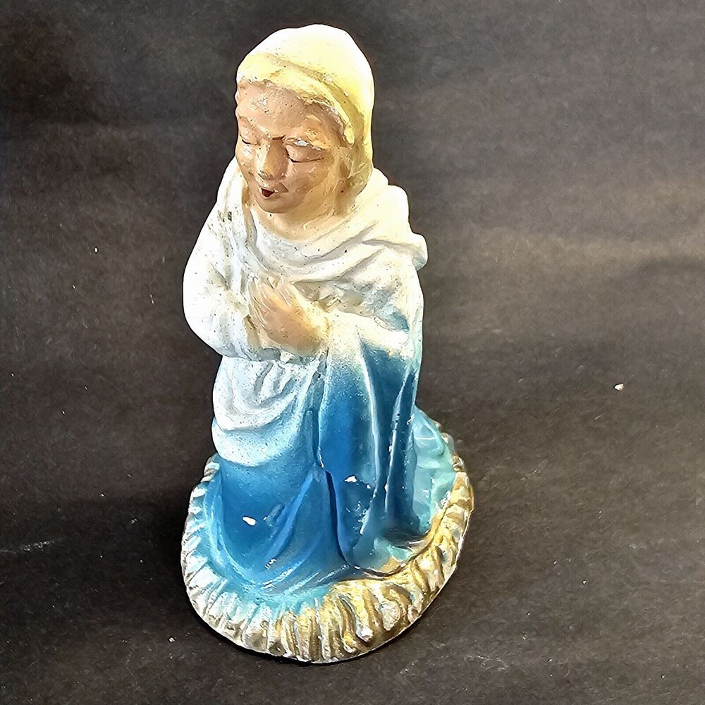 Vintage Christmas Nativity Chalk Ware Mary Mother of Baby Jesus Manger Creche 3"